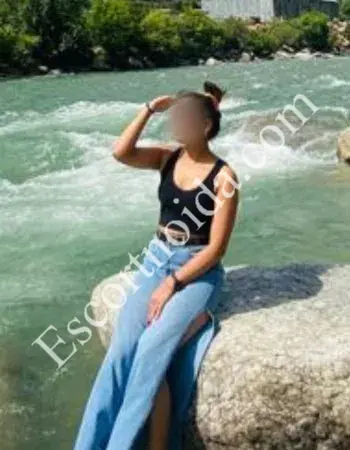 Model Escorts in Gaur City