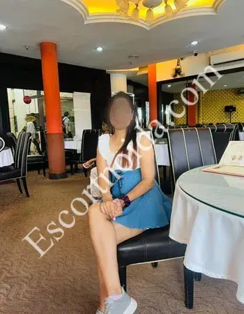 Independent Escort In Gaur City